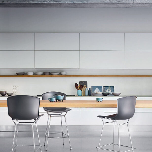 Bertoia plastic stools, medium grey