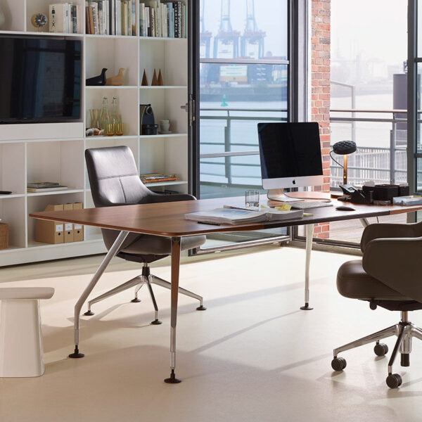Grand Executive Conference Lowback and Grand Executive Highback chair