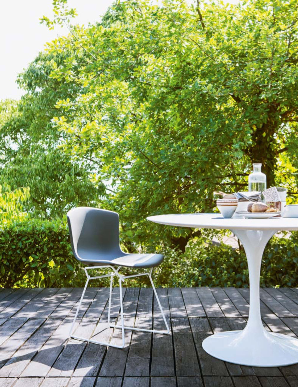 Knoll Saarinen Tulip Dining Table Outdoor Knoll Saarinen Tulip Dining Table Outdoor