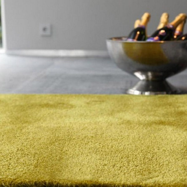 Carpet Sign Metropolis Uni Rug, yellow / citrus