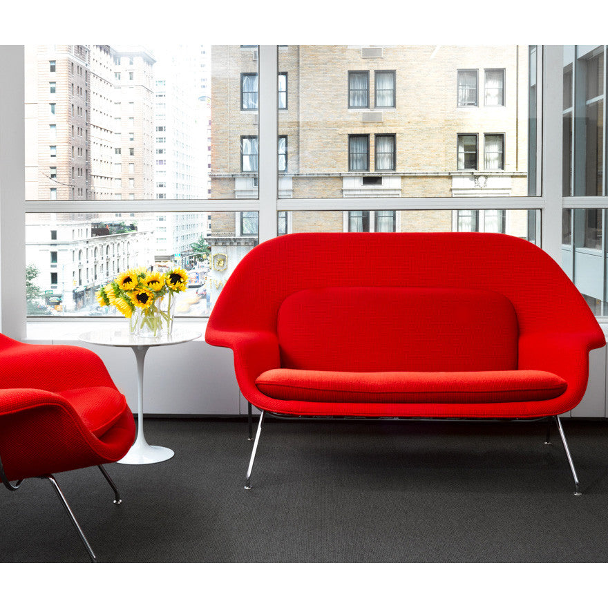 Saarinen Womb Settee red Saarinen Womb Settee red