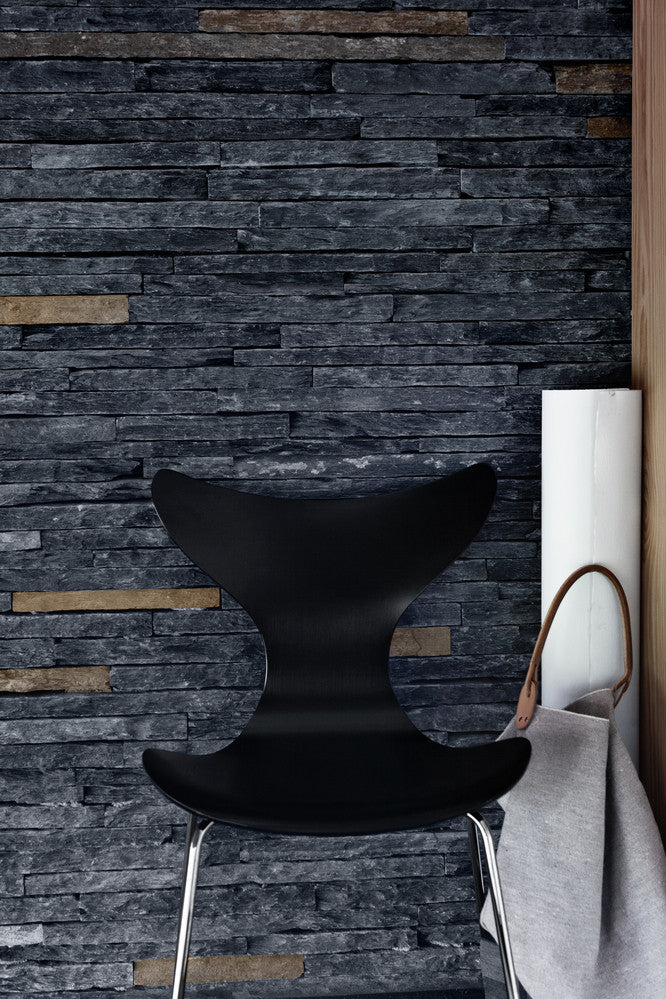 fritz_hansen_arne_jacobsen_lily_chair_black