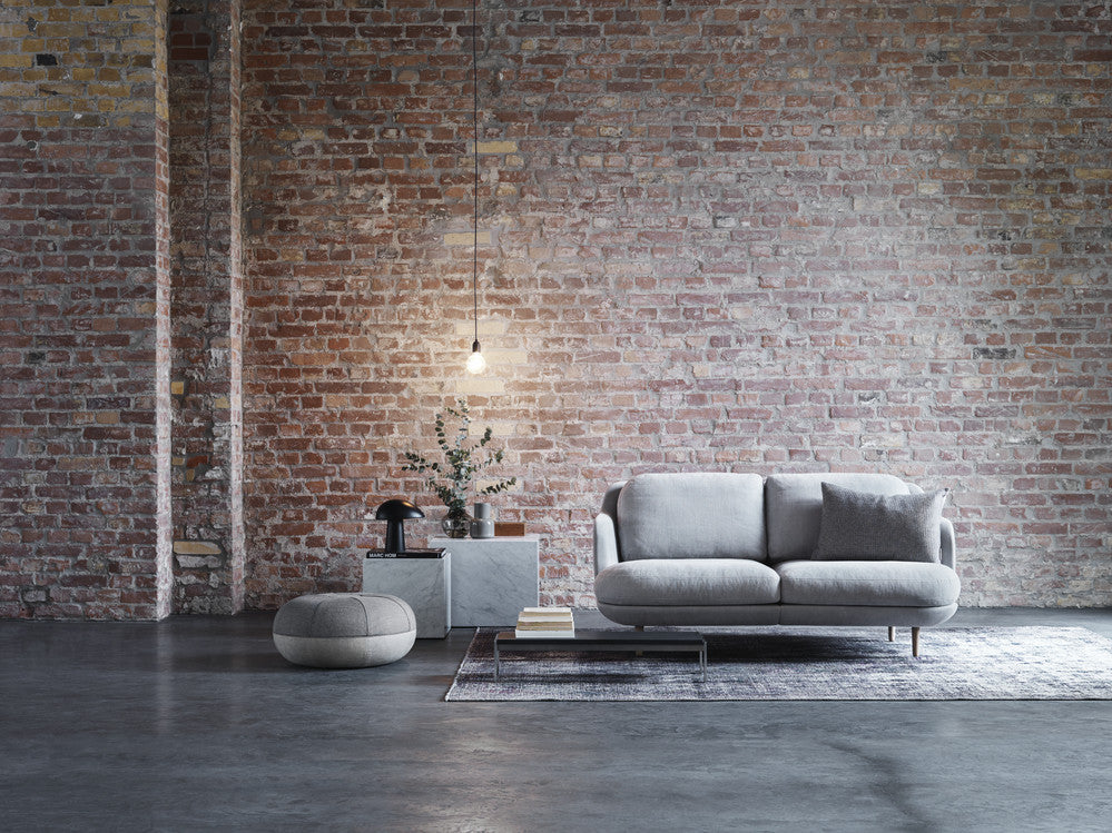 fritz_hansen_hayon_lune_sofa_grey_lifestyle_2_seater fritz_hansen_hayon_lune_sofa_grey_lifestyle_2_seater