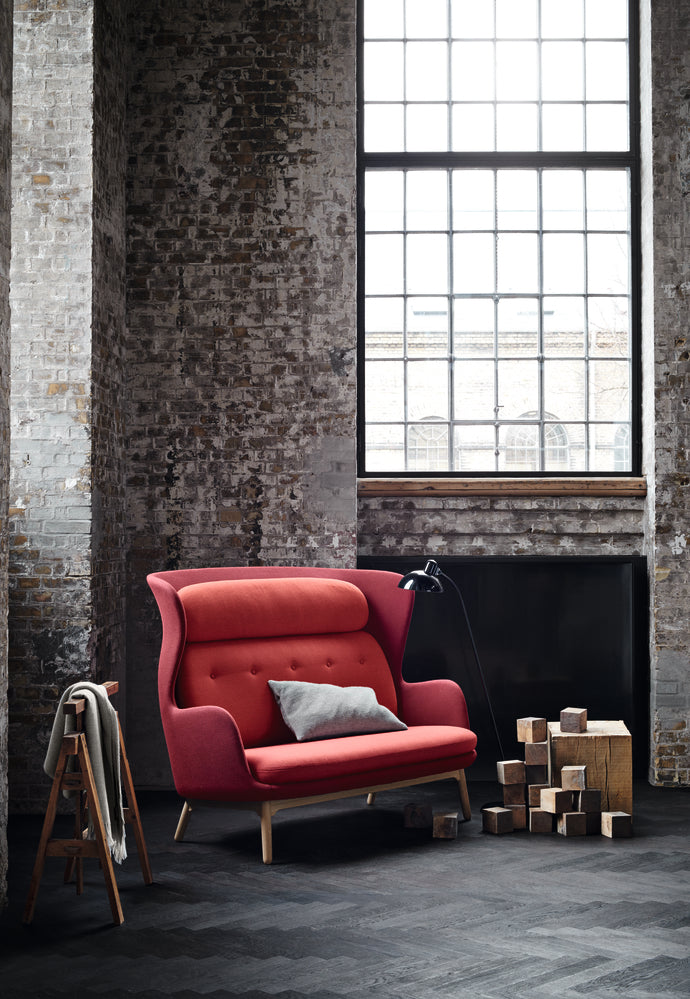 fritz_hansen_jaime_hayon_ro_sofa_lifestyle_red