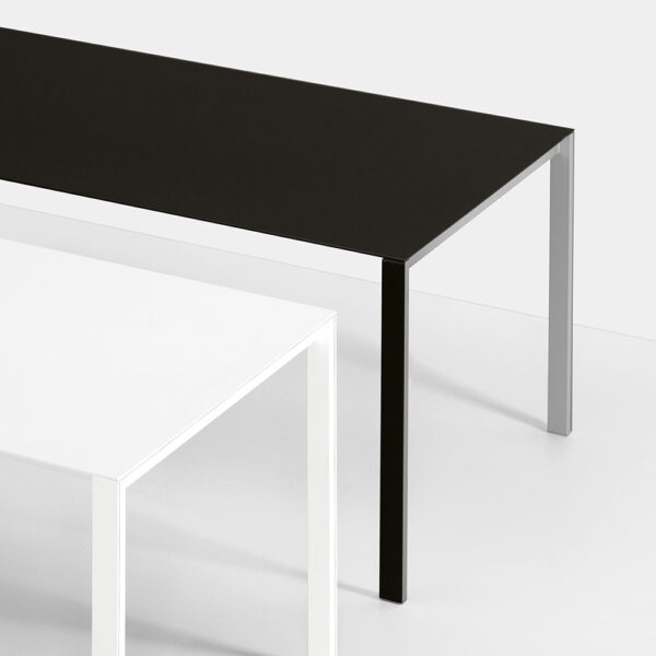 Thin-K Extendable Aluminium Table