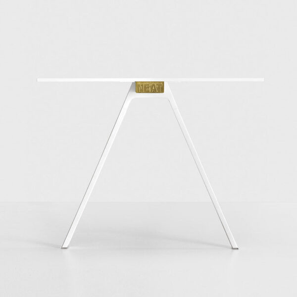 Neat table