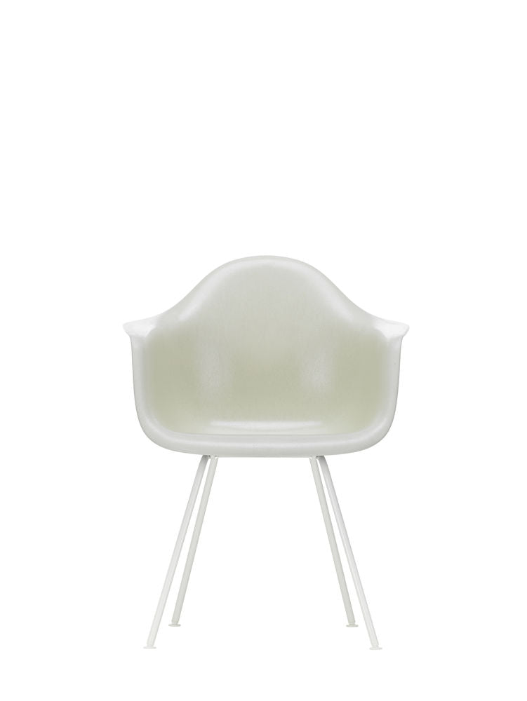 Eames DAX Fiberglass Chair - Parchment Eames DAX Fiberglass Chair - Parchment