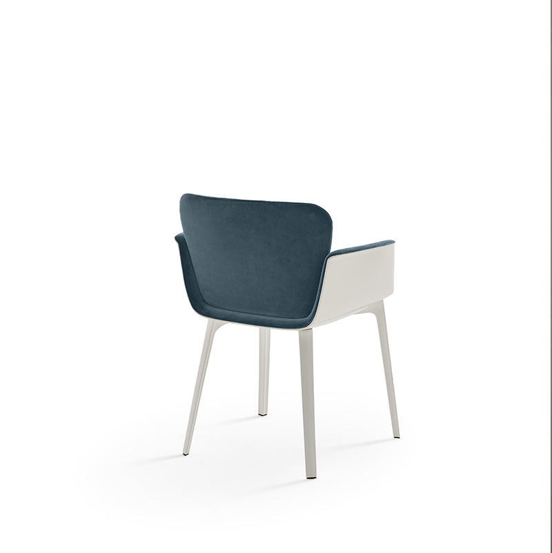 KN06 Armchair - Fully upholstered KN06 Armchair - Fully upholstered