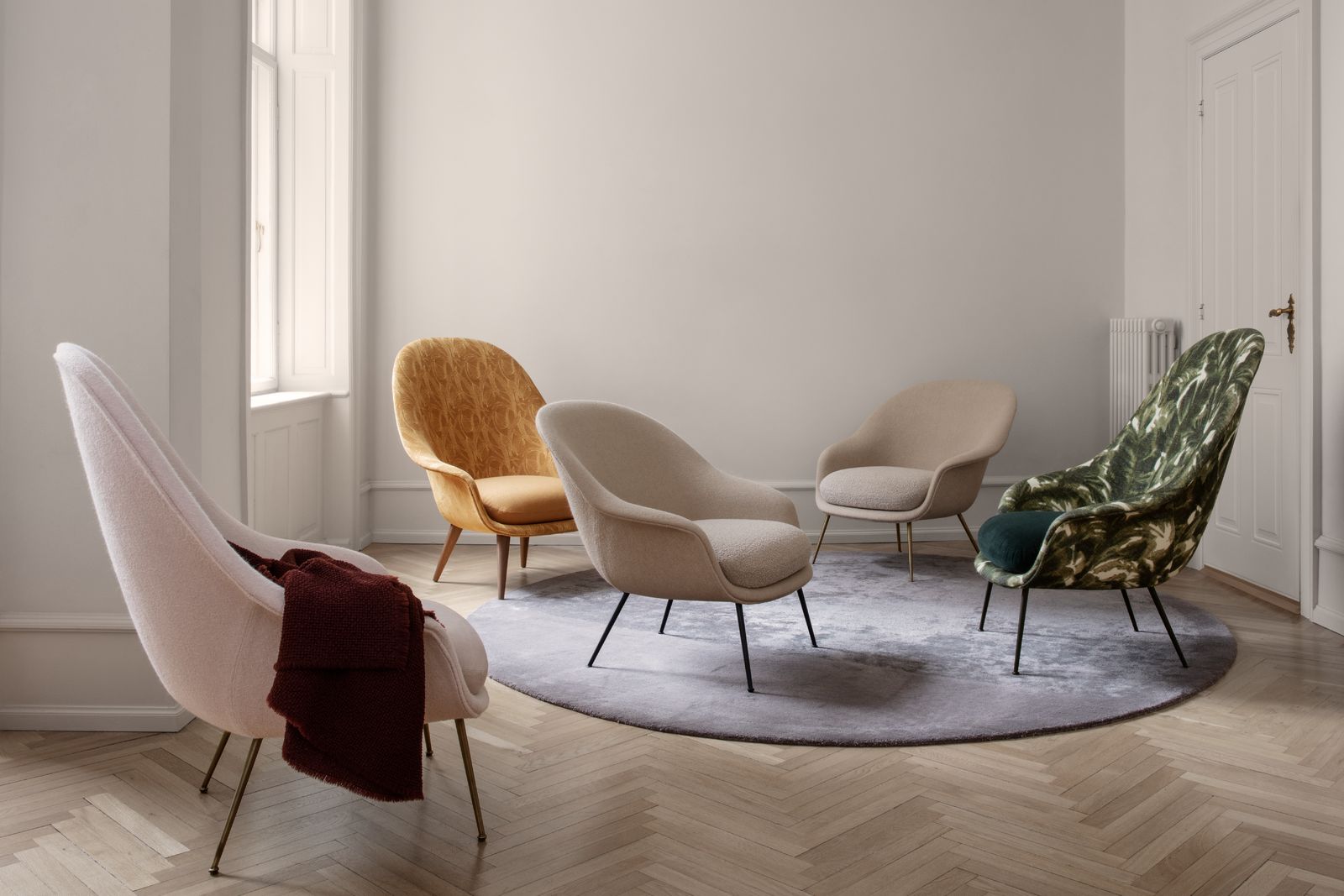Bat Lounge Chair, High Back - Conic Base Bat Lounge Chair, High Back - Conic Base