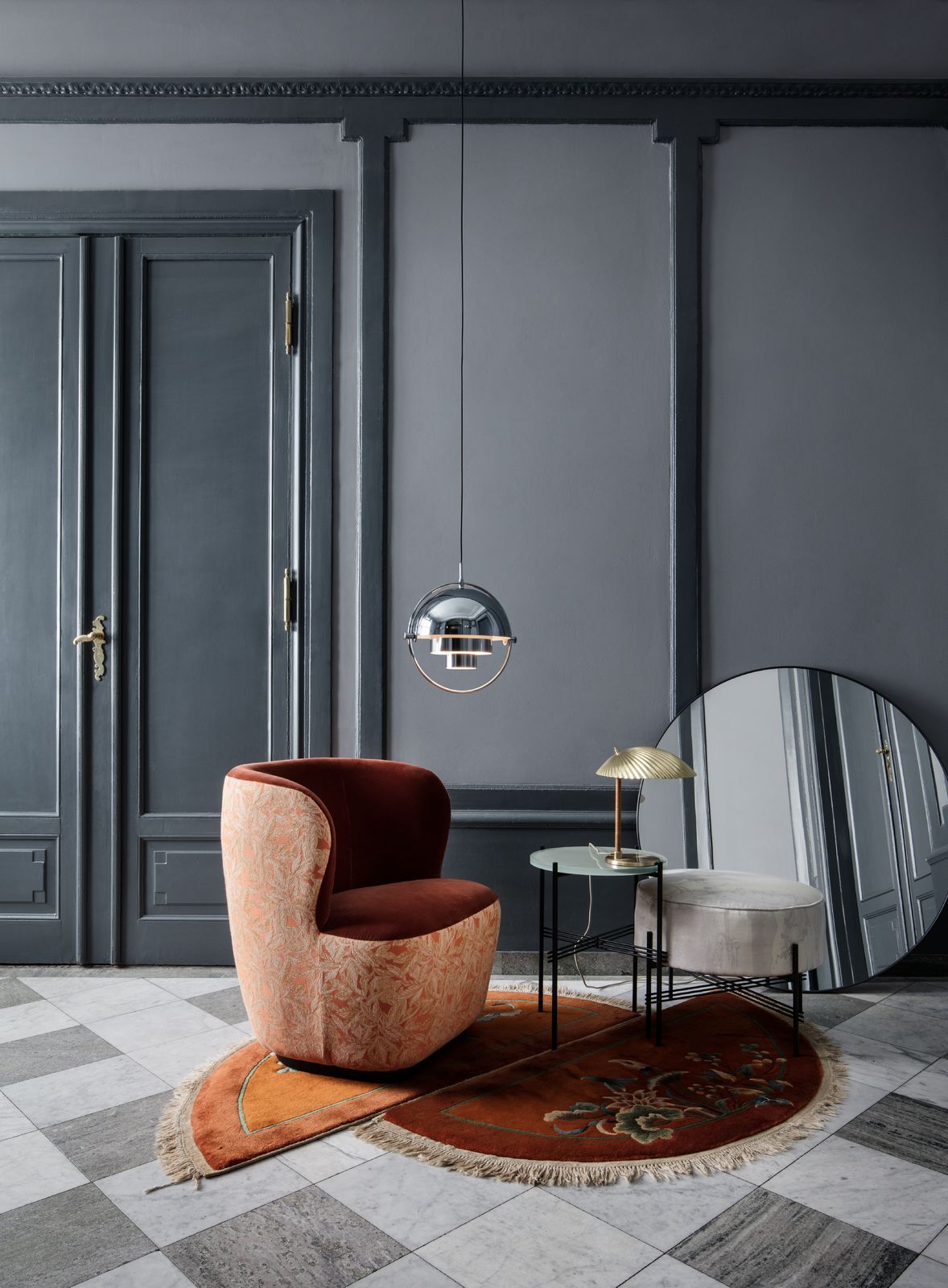 Multi-LitePendant_GUBIWallMirror_StayLoungeChair_TSCoffeeTable_TSPouffeRound