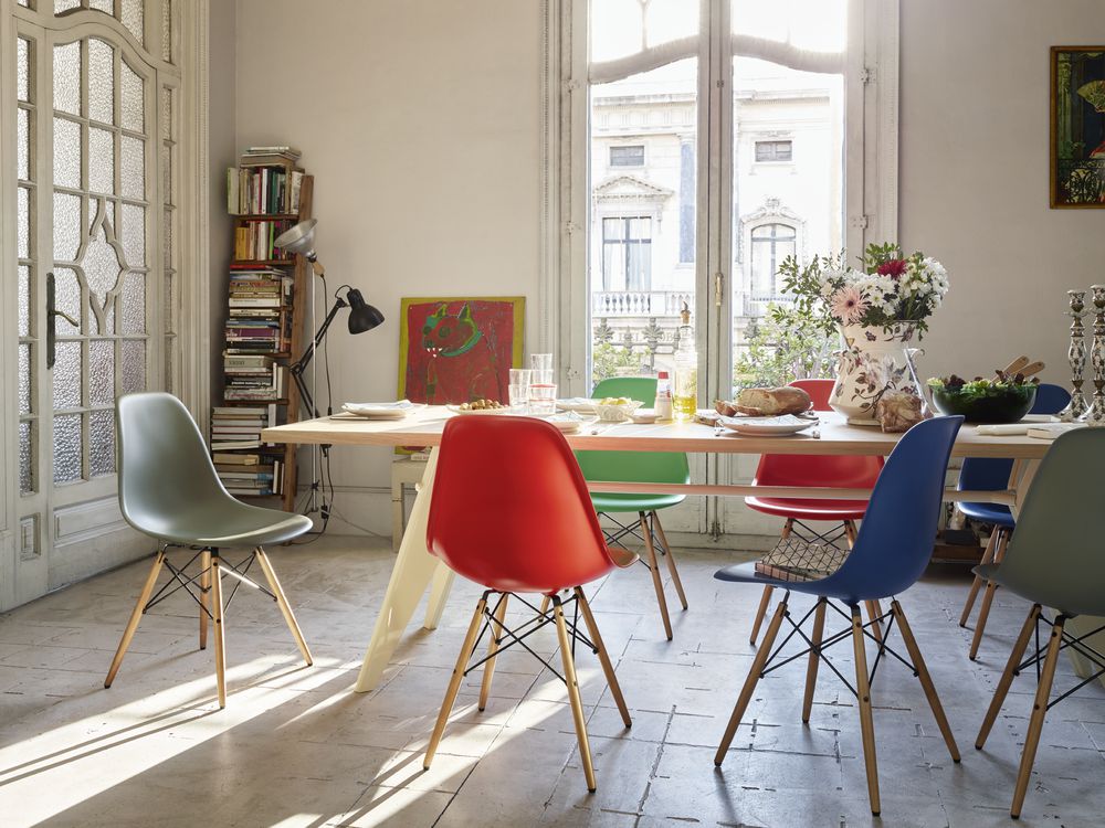 Eames DSW Chair - Quickship Eames DSW Chair - Quickship