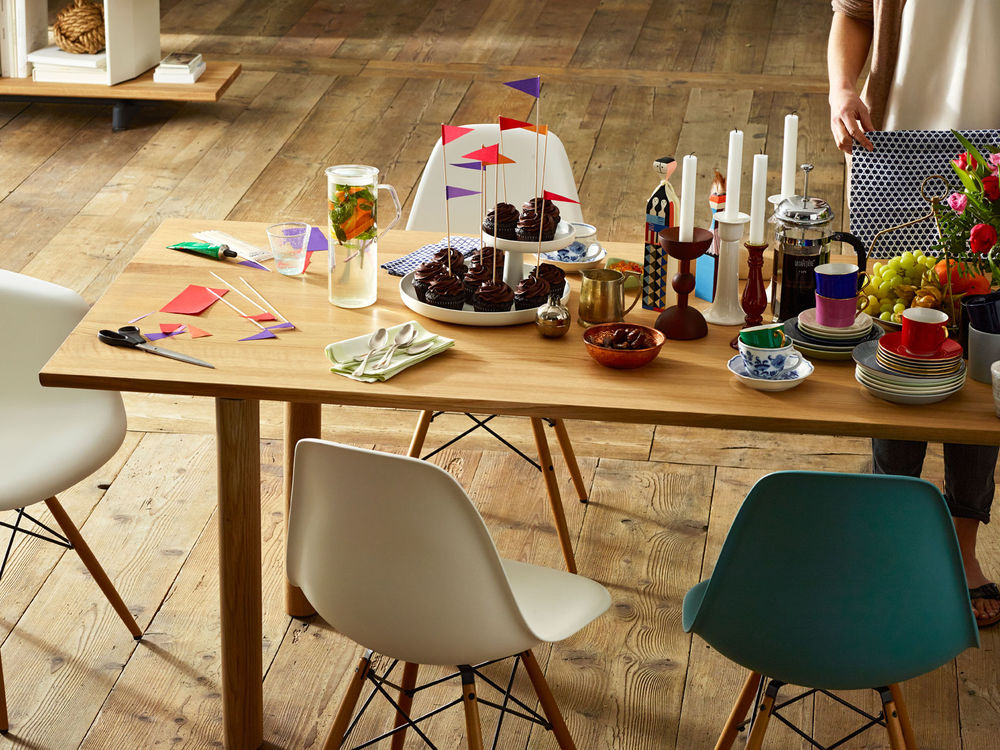 Eames DSW Chair - Quickship Eames DSW Chair - Quickship
