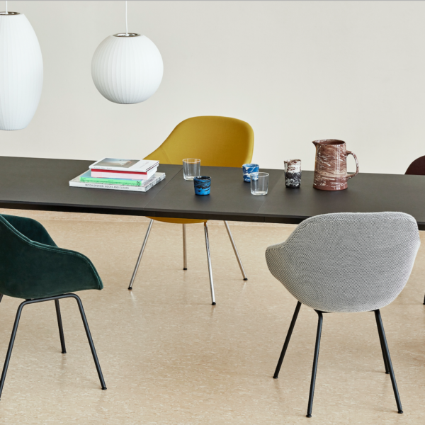 hay-ronan-erwan-bouroullec-extendable-table-CPH-30-L:200/400 x W90 x H74 cm-black-linoleum-top-black-oak-base