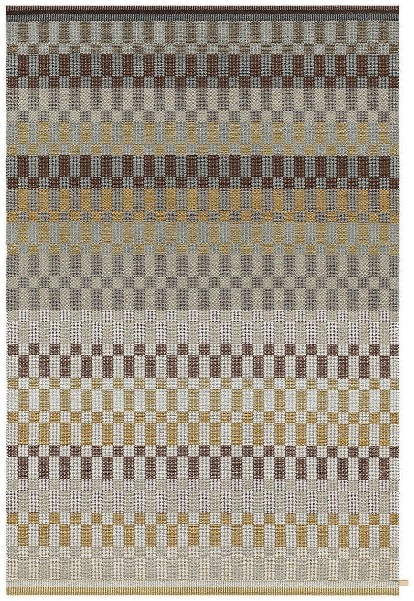 Poetry_400_Sun_RUG Poetry_400_Sun_RUG