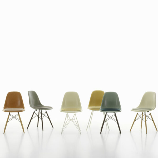Eames DSR Fiberglass Chair