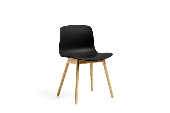 About A Chair AAC 12