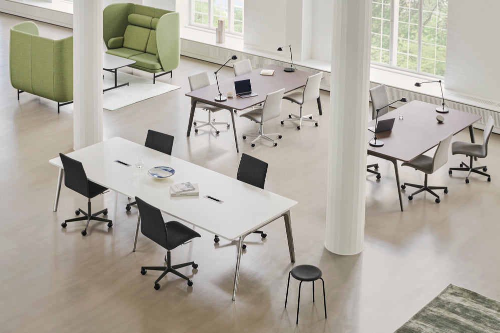Pluralis Table