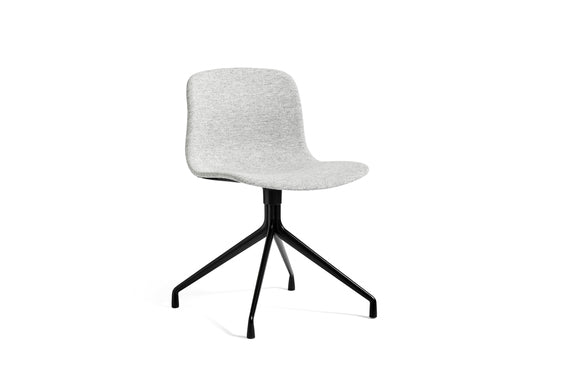 hay-hee-welling-chair-AAC-11-4-star-swivel-aluminium-base-upholstered-hallingdale