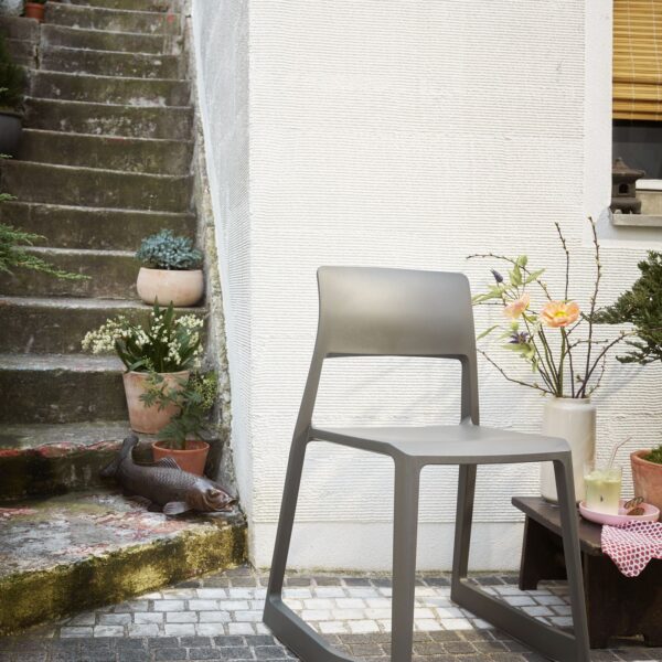 Tip Ton Chair