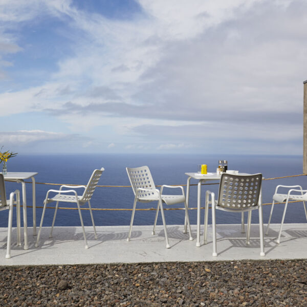Landi Chair