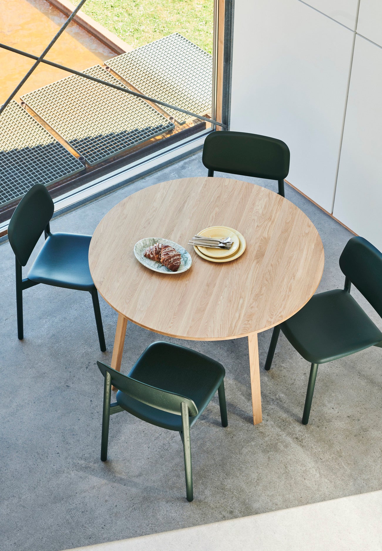 Triangle Leg Table