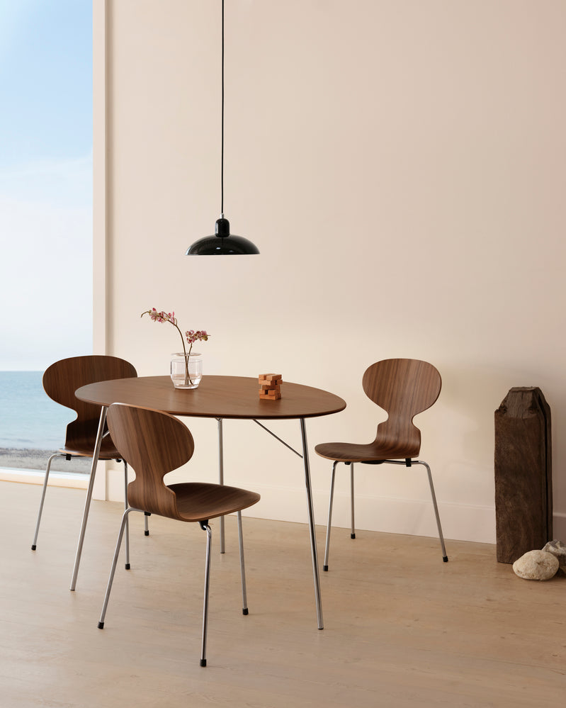 Egg Table