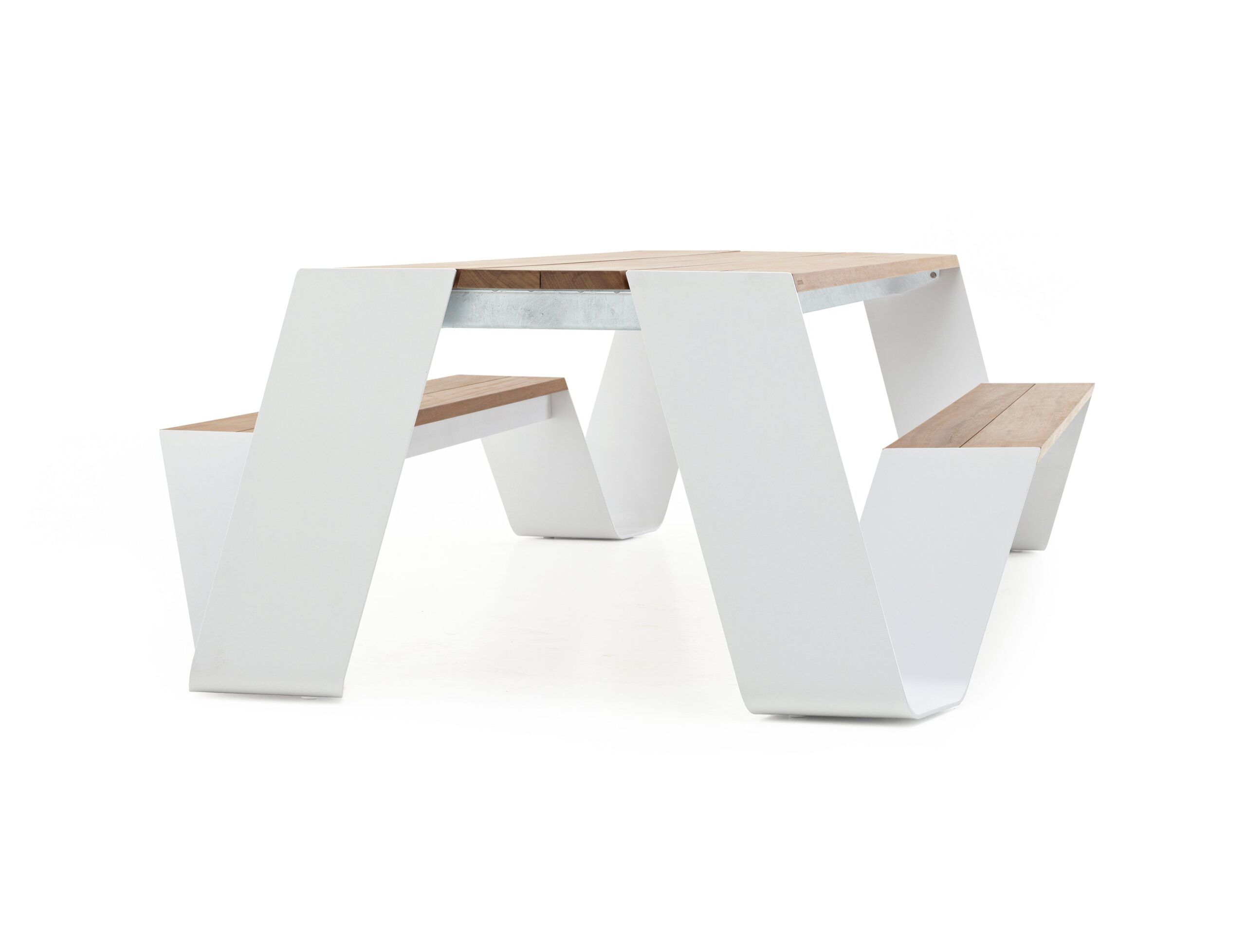 hopper-picnic-white hopper-picnic-white