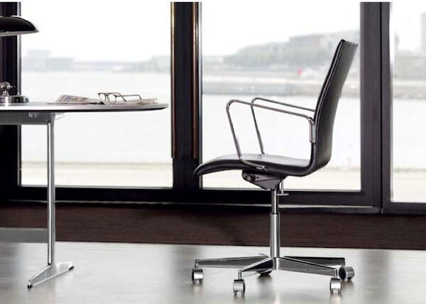 Oxford Armchair 3193