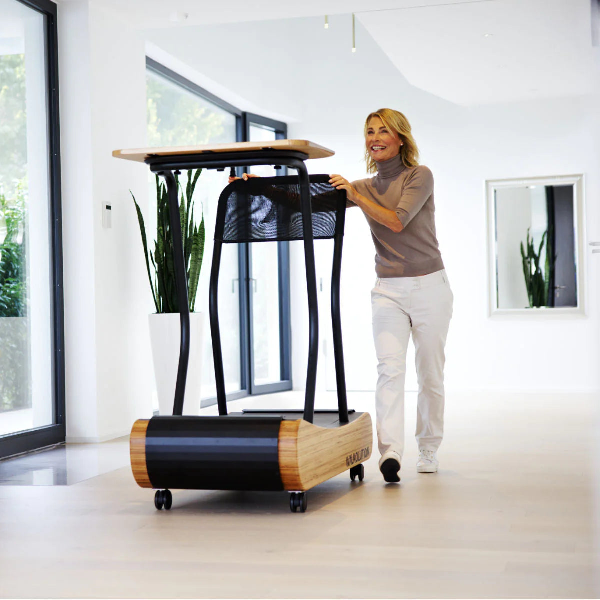Walkolution MTD700R WANDERLUST (Treadmill with integrated desk) Walkolution MTD700R WANDERLUST (Treadmill with integrated desk)