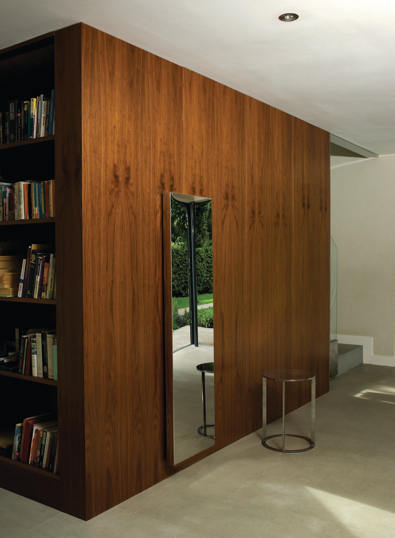 Eskimo Outline Electric Supermirror Radiator Eskimo Outline Electric Supermirror Radiator