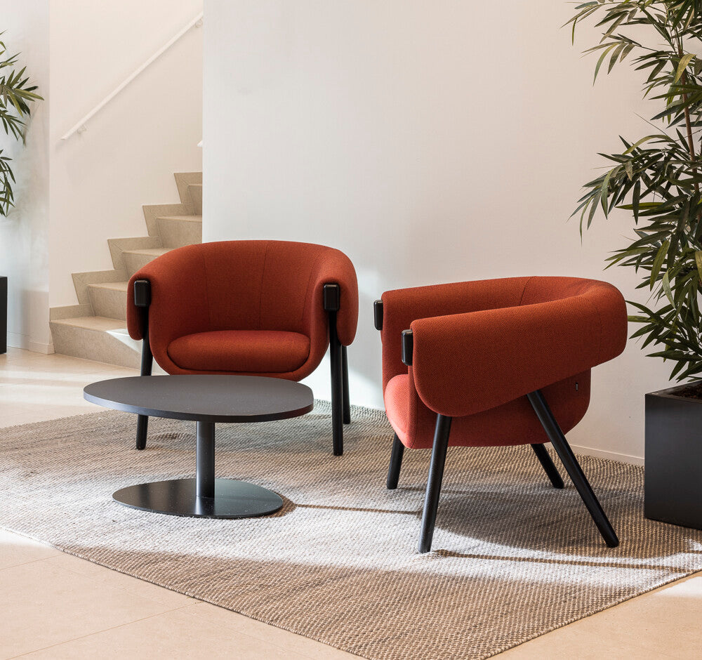 bulo-gensler-monica-wooden-legs-natural-walnut bulo-gensler-monica-wooden-legs-natural-walnut