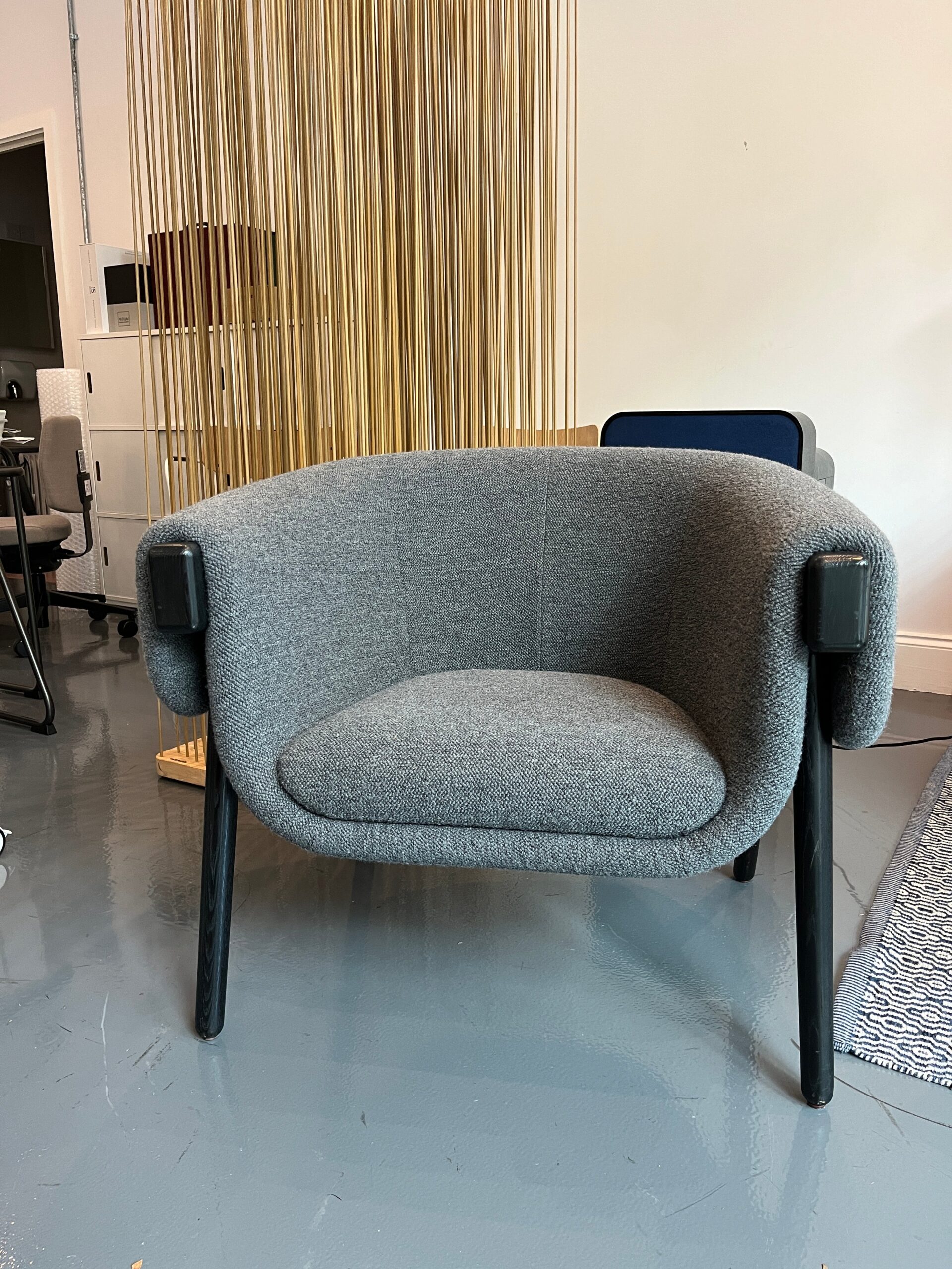 bulo-monica-wooden-legs-outlet-black-ash-upholstered-mainline bulo-monica-wooden-legs-outlet-black-ash-upholstered-mainline