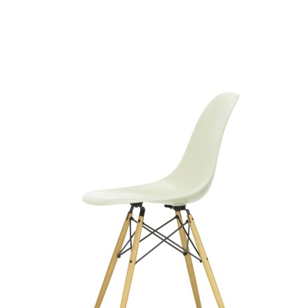 vitra-eames-fiberglass-side-chair-DSW-outlet-stock-parchment-golden-maple legs