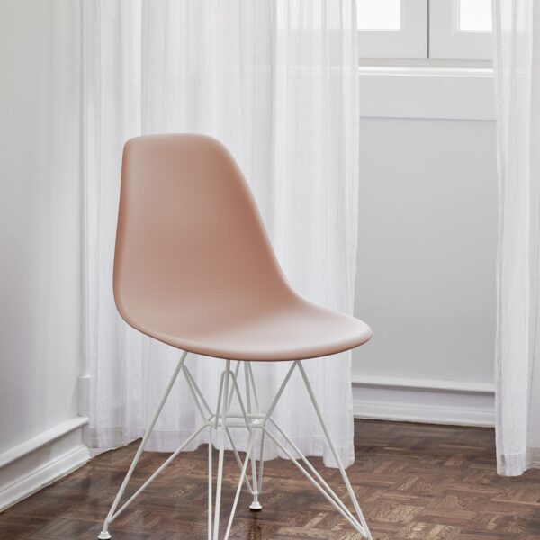 vitra-EamesDSR-pale-rose-white-powder-coated