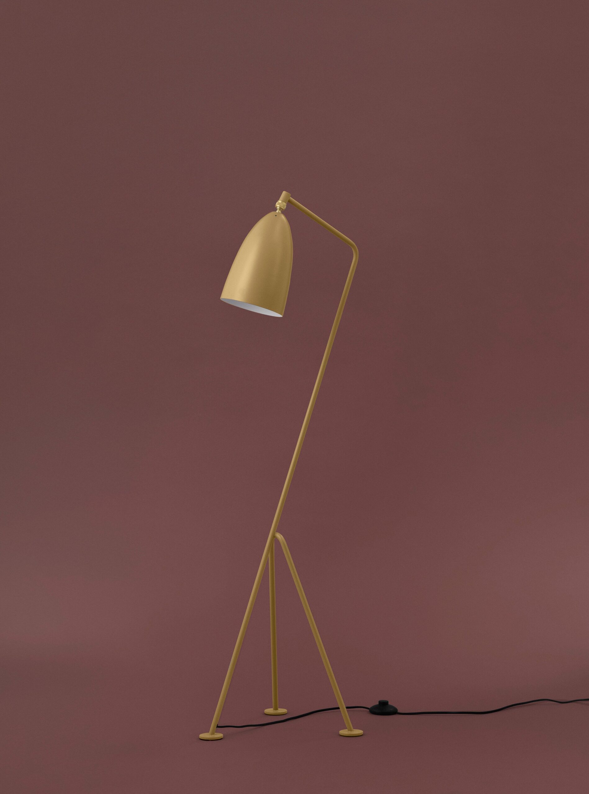 Grashoppa_Floor_lamp_Olive_brown1
