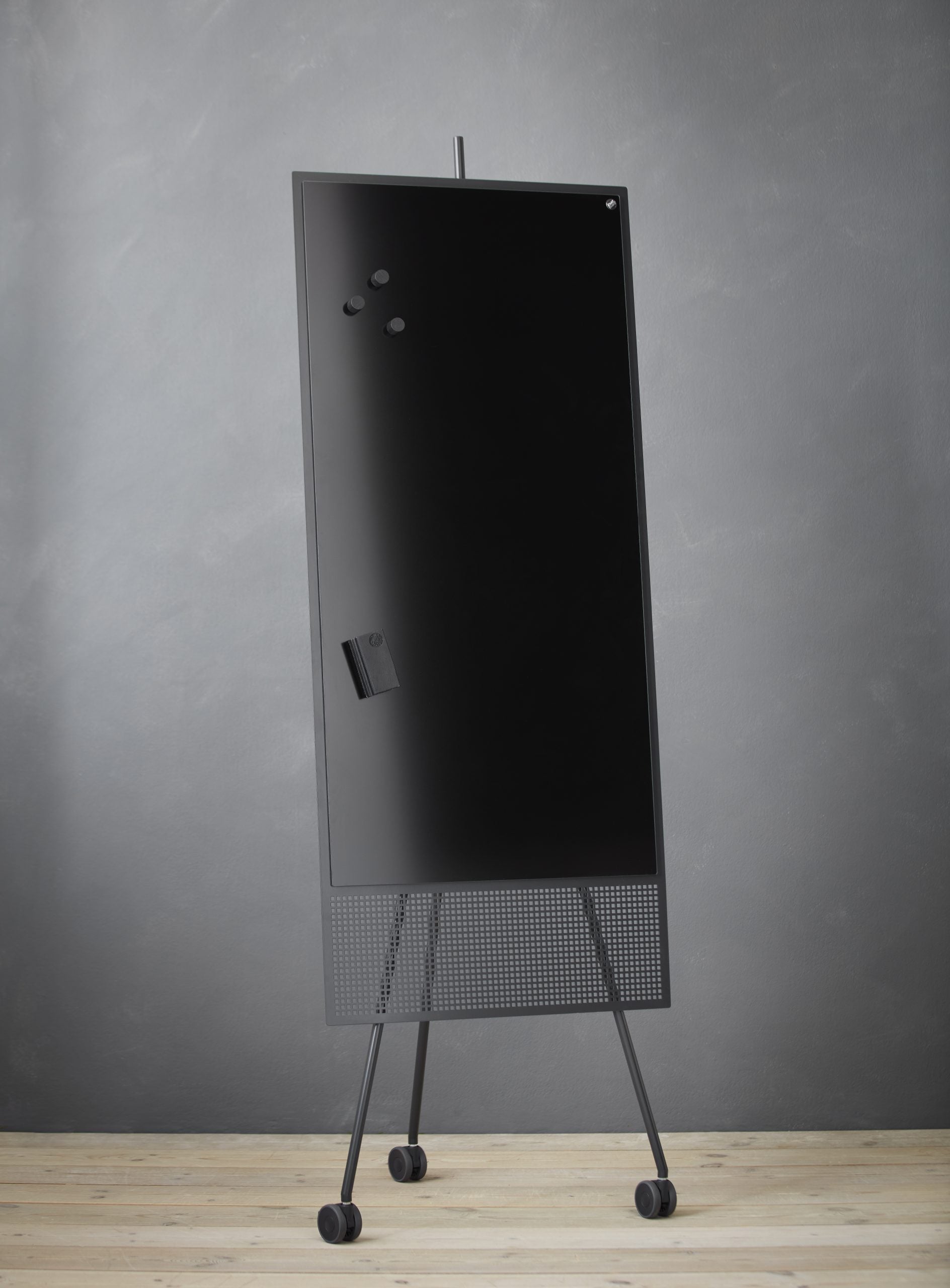 CHAT-BOARD-SQUAD-The-Runner-Black-Matt CHAT-BOARD-SQUAD-The-Runner-Black-Matt